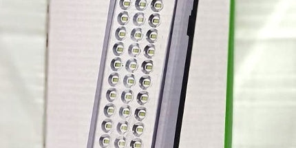 Luz de Emergencia led CAFINI - CN862Y. Bateria recargable sin mantenimiento de 2000 AMP