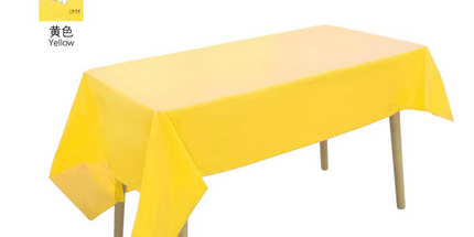 Manteles de tela sintetica PEVA resistentes de lavado a mano. Medidas 137*183 cm en varios colores, celeste amarillo rojo o verde