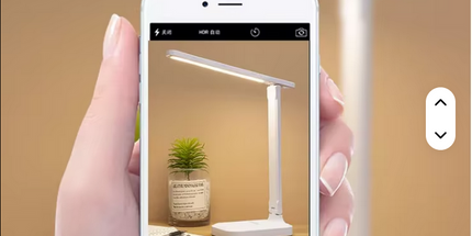 Lámpara de mesa de LED moderna con temperatura de tres colores de atenuación continua plegable giratoria USB