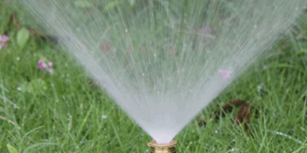 Aspersor EMERGENTE de 360 grados para  Jardín riego de césped 12 pulgadas Rosca Pop up de aspersión por Aspersor emergente. CARACTERISTICAS TECNICAS VER EN UNA DE LAS IMAGENES