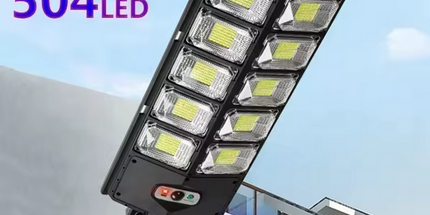 Lampara LED Solar con Sensor de movimiento impermeable 12000 lúmenes