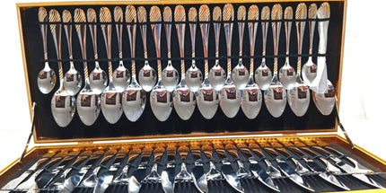 Cubiertos Rosmania de acero inoxidable 48 piezas con detalles dorados