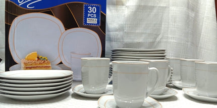 Juego de vajilla CHARLY de porcelana platos y tazas con bordes dorados 30 piezas