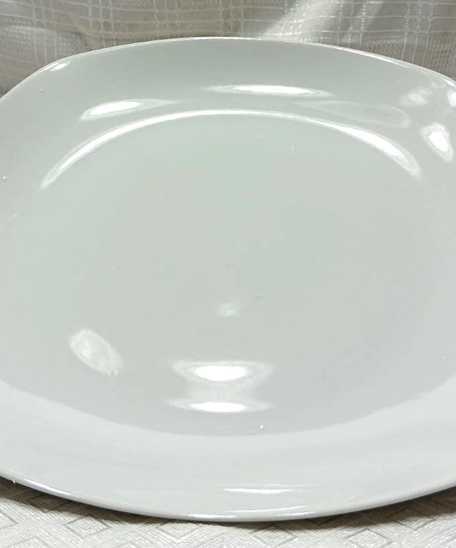 Juego 6 platos semicuadrados de céramica blanca 28 cm de diametro