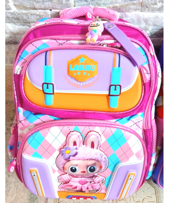 Mochila PRIMARIA tamaño oficio. Colores y motivos distintos. Con su llavero!