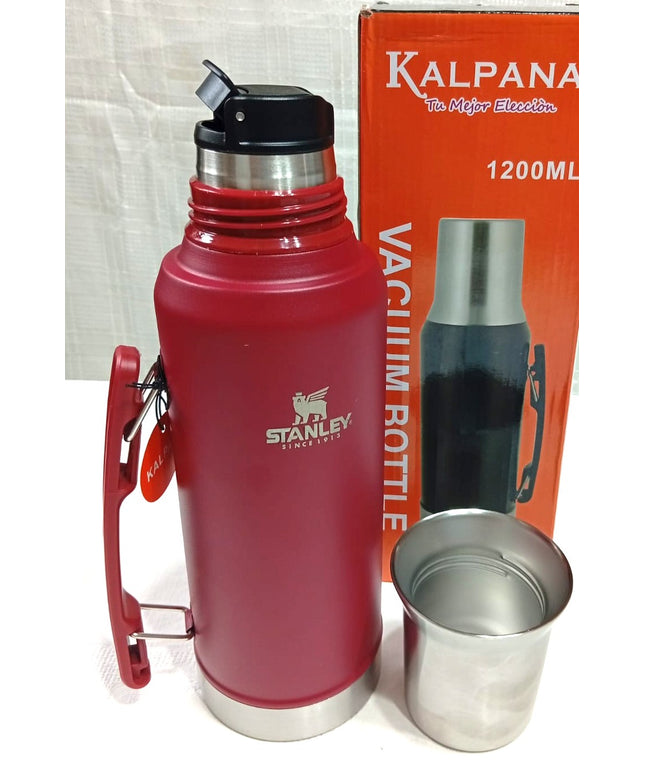 Termo con TAPA MATE de acero con pico vertedor
