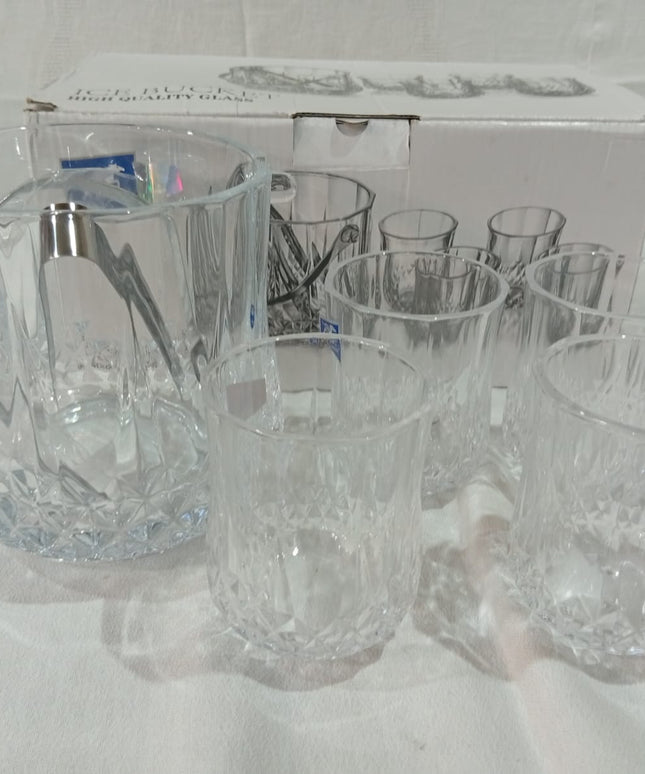 Hielera con 4 vasos