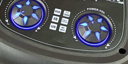Parlante Tucana, marca KANJI, 8" pulgadas con panel LED, excelente sonido, c/micrófono y control remoto