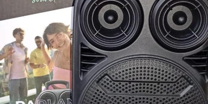 Parlante DINAX SOUND, 6.5" pulgadas, luz LED (NO incluye micrófono) EXELENTE SONIDO.