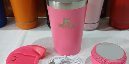 Vasos térmicos con parlante y destapador